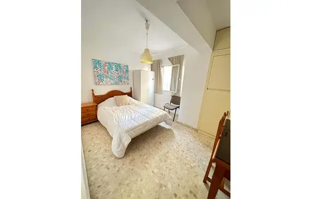 Habitacion en Calle Rebeca Malaga Alquiler Largo Plazo