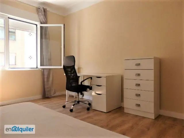 Alquiler Piso Amueblado 4 Dormitorios Terraza Chamberi