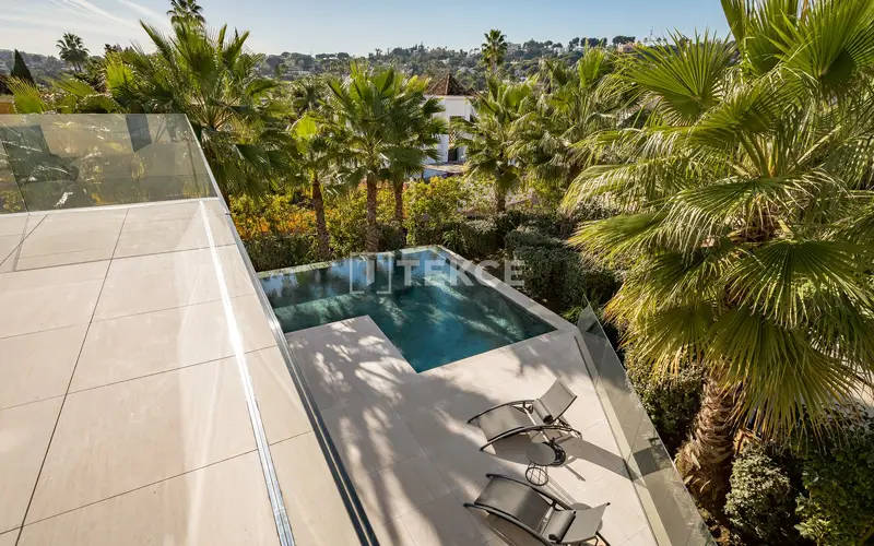 Villa de Lujo en Marbella con Piscina Privada y Jacuzzi
