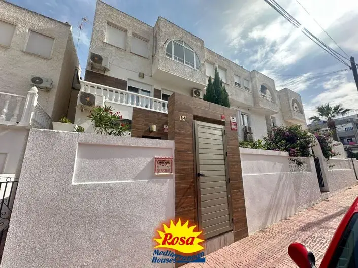 Dúplex Reformado en Torrevieja Cerca de la Playa 2 Dormitorios