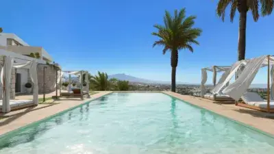 Atico en venta en Estepona 202m2 3 habitaciones 4 banos