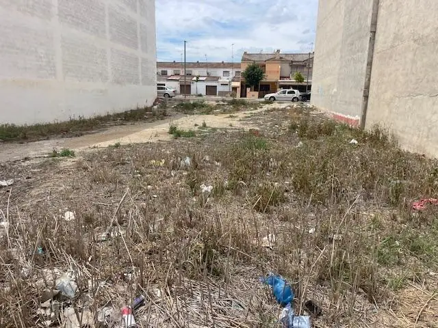 Solar en Dolores 148m2 Ref 10A