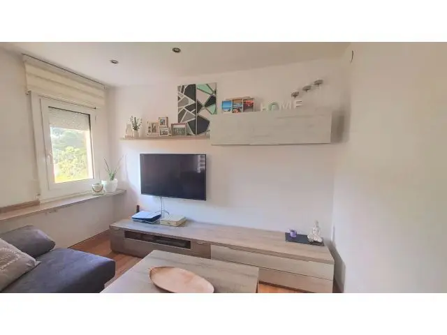 Piso Reformado en Palamós 71m² Terraza 2 Habitaciones