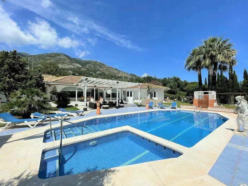 Villa de Lujo en Venta Mijas 7 Dormitorios 5 Banos