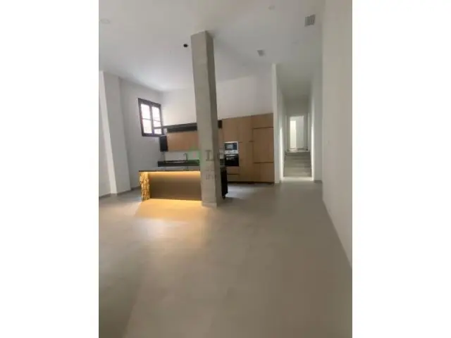 Dúplex 3 Dormitorios Pardaleras: Moderno y Funcional