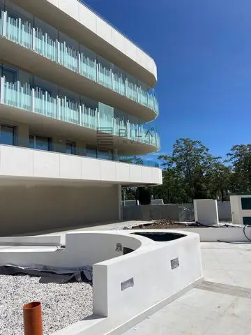 Apartamento 3 Dormitorios en Venta San Pedro Alcántara Entrega Junio 2025