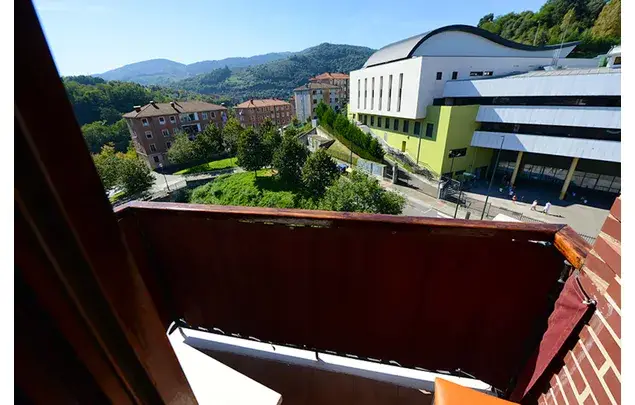 Habitaci
ón 70m
² Bilbao Estancia Media Larga