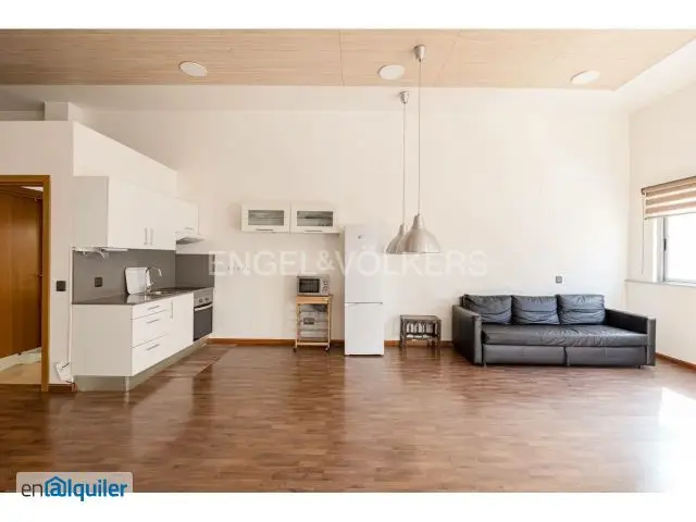 Loft Moderno en Tres Cantos con Pista de Padel