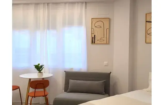 Estudio Amueblado en Cuatro Caminos Madrid