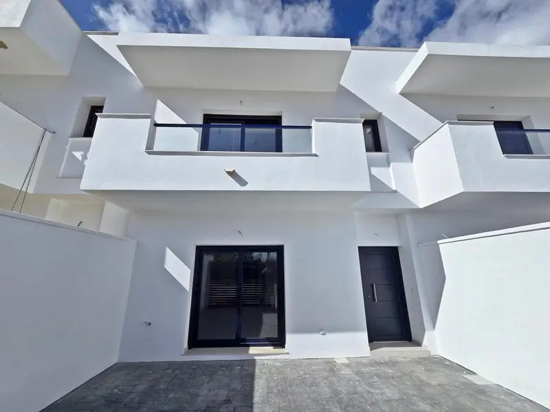 Adosado en Venta Ayamonte 4 Dormitorios 2 Baños