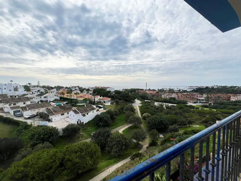Apartamento 2 Dormitorios El Faro Vistas al Mar Piscina Parking