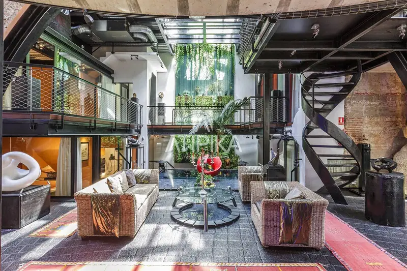 Chalet de Lujo Contemporaneo en Poblenou Barcelona