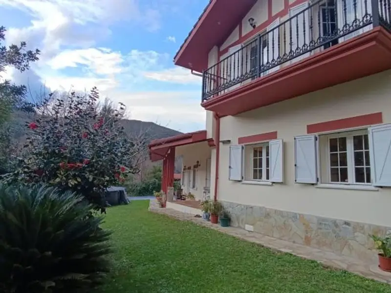 venta Chalet en Castro Urdiales, Cantabria (50855372846.528259)- Globaliza