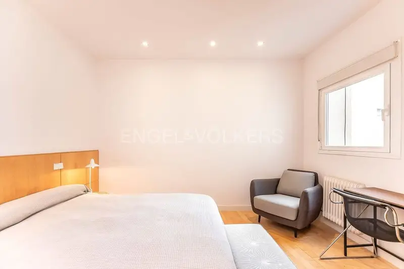 Apartamento en Plaza de Oriente Madrid 2 dormitorios 95m2