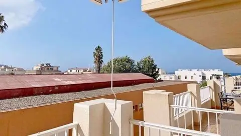 Apartamento en Madrid con Terraza y Plaza de Garaje