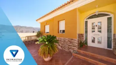 Chalet en venta en La Envía