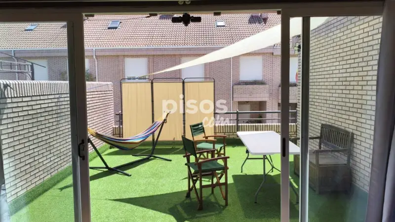 Chalet Pareado 7 habitaciones en Villaquilambre