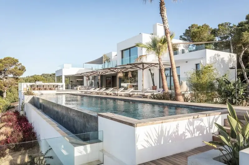 Villa de Lujo 8 Dormitorios Roca Llisa Ibiza