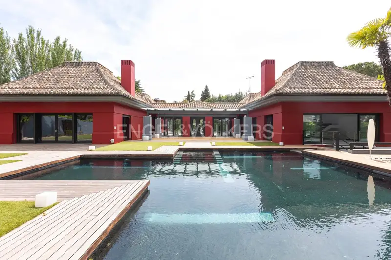 Chalet de Lujo en La Moraleja 1000m2