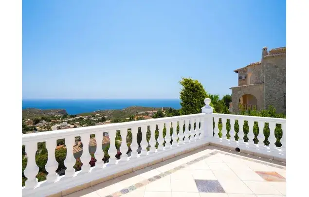 Casa en Costera del Mar 5 Dormitorios 1450m2 Piscina Privada
