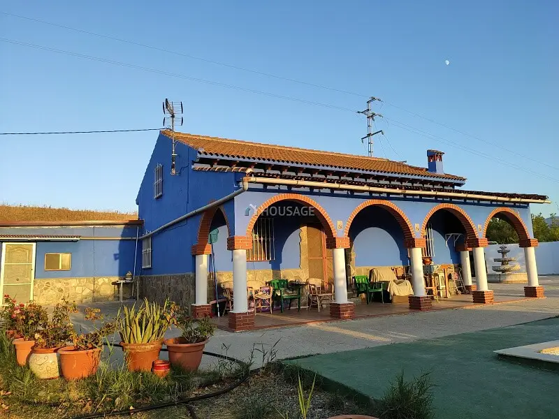 Villa en Venta Cartama 12000m2 4 Dormitorios Parking