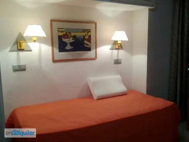 Alquiler Estudio Amueblado Granada Centro Con Ascensor