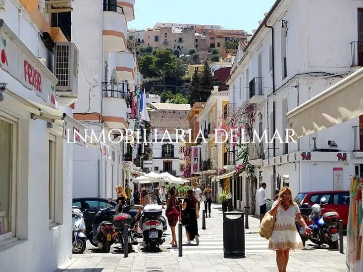 Boutique en Traspaso en La Marina Ibiza Ciudad