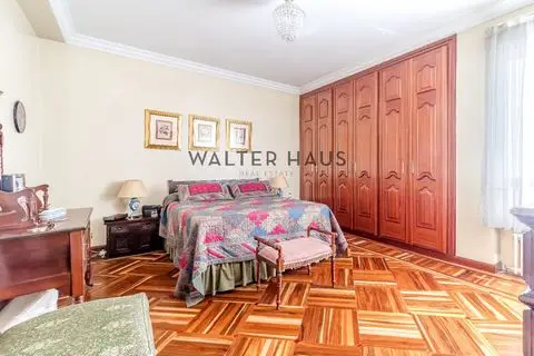 Atico Triplex En Venta En Almagro Madrid