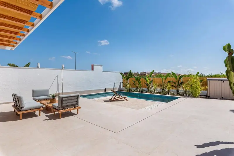 Villa en Benijofar con Piscina Privada y Solarium