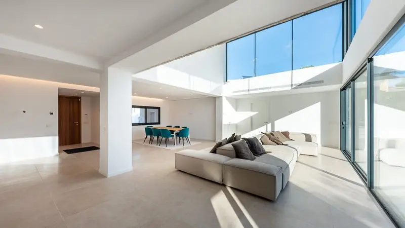 Villa de Lujo en Santa Ponsa 5 Dormitorios Piscina Moderna