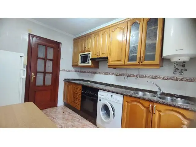 Piso en venta Gijón La Calzada cerca Cuatro Caminos