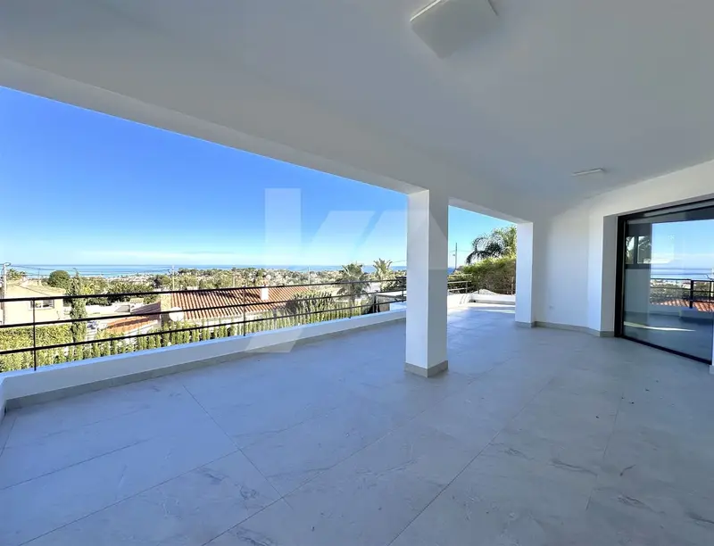 Chalet de Lujo en Dénia con Vistas al Mar
