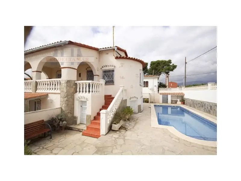 Chalet en Venta Miami Playa 2 Plantas Piscina Barbacoa