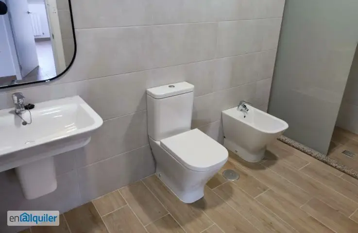Alquilase apartamento zona Pastoriza