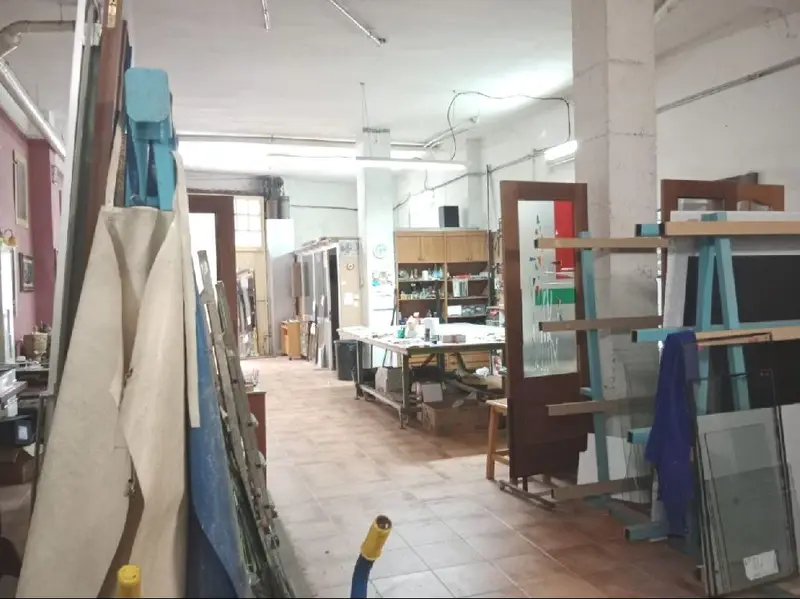 Venta Local Comercial 180m² Logroño Almacén Supermercado