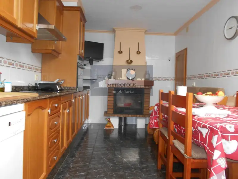 Chalet en Venta Burriana Castellon 3 Dormitorios 2 Banos Reformado