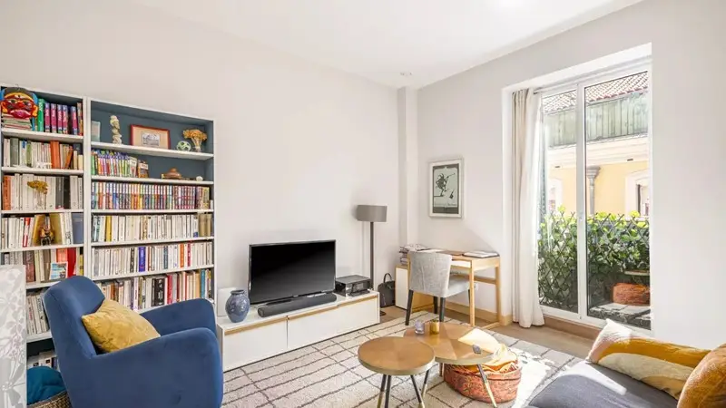 Apartamento Malasaña 3 Dormitorios 2 Baños Trastero Reformado