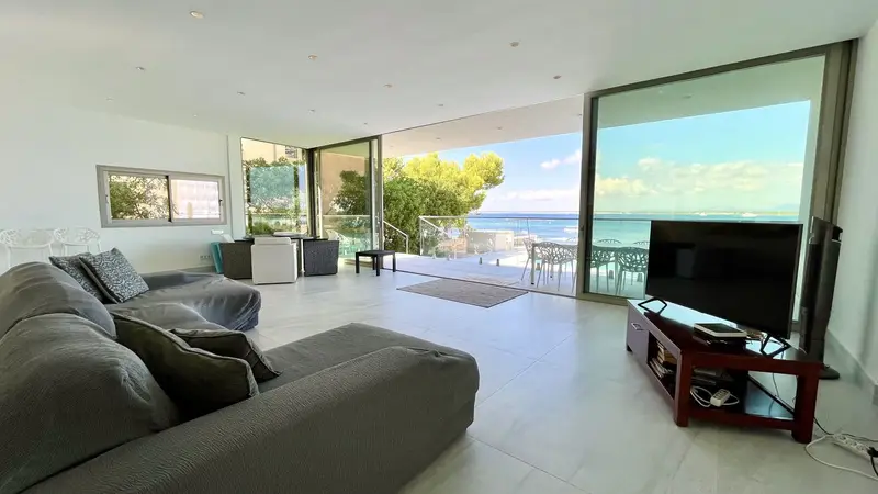 Dúplex de Lujo en Colonia Sant Jordi con Vistas al Mar