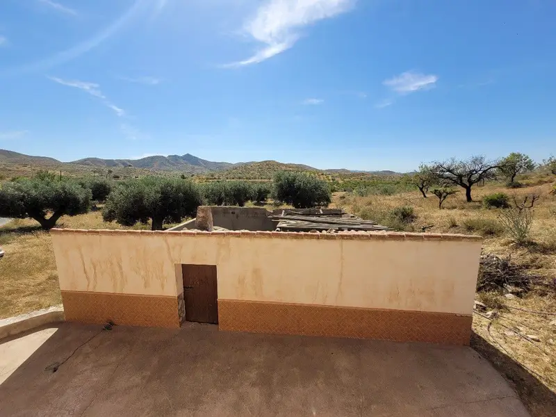Casa Rural en Sorbas Almeria 145m2 con Almacén y Terreno