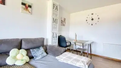 Piso en Venta Renedo 86m2 3 Habitaciones 2 Baños Garaje Trastero VPO