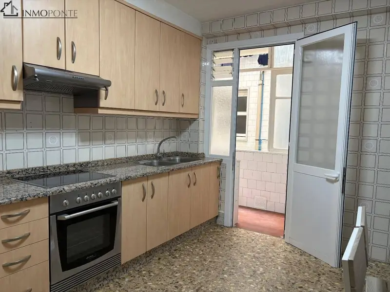 Alquiler Piso 4 Dormitorios Loureiro Crespo Pontevedra