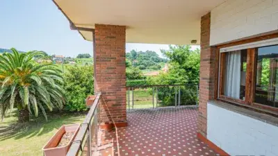 Chalet unifamiliar en venta en Calle Arges