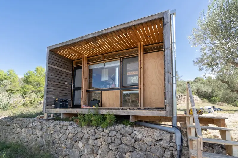 Finca Rustica en Tortosa con Masia y Casa de Madera