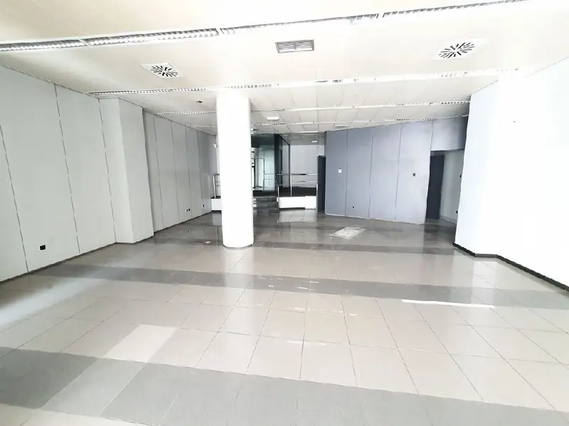 Venta Local Comercial 2 Habitaciones Lugones Pola Siero