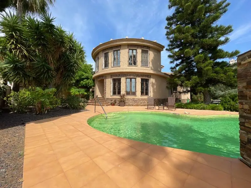 Villa 5 Dormitorios Rojales Piscina Privada Jardin Sauna