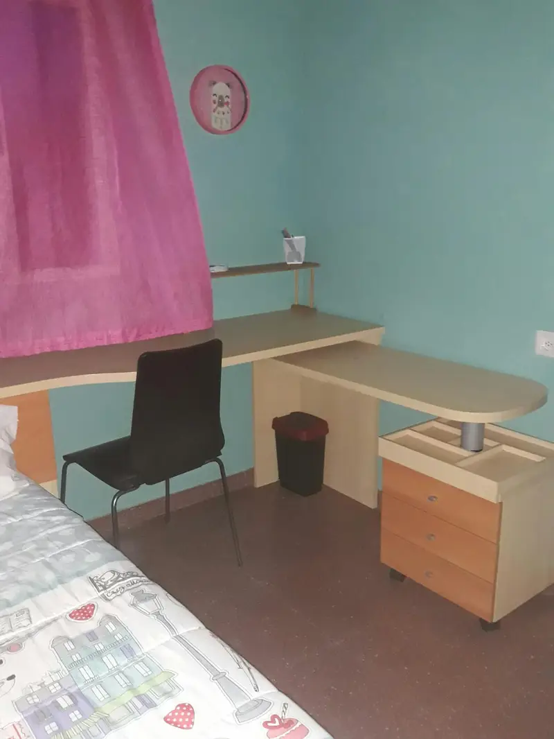 Habitacion en Murcia con Piscina y Wifi Incluidos