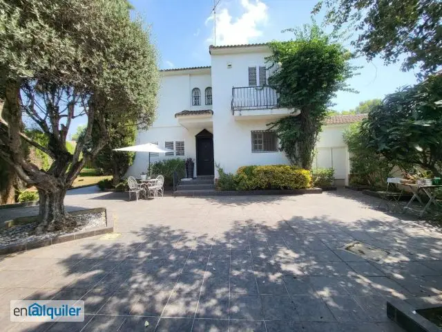 Alquiler Casa Amueblada La Cañada Familia Piscina Jardin
