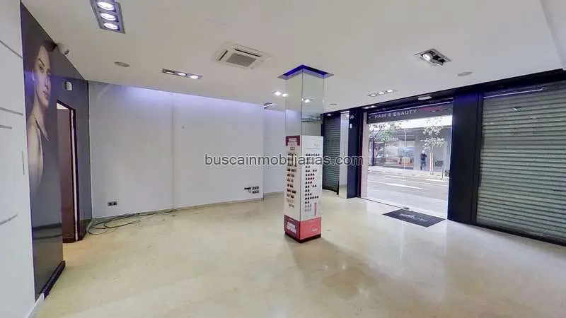 Local comercial en venta en Castelldefels
