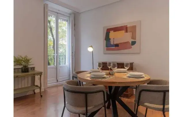 Alquiler Piso 2 Dormitorios 85m2 Madrid