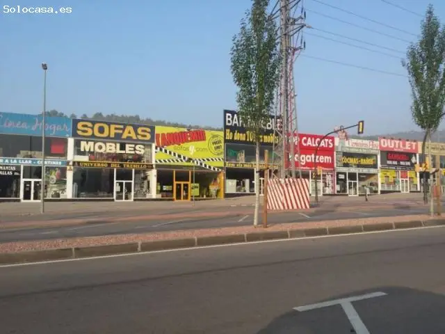 Terreno Comercial en Alquiler